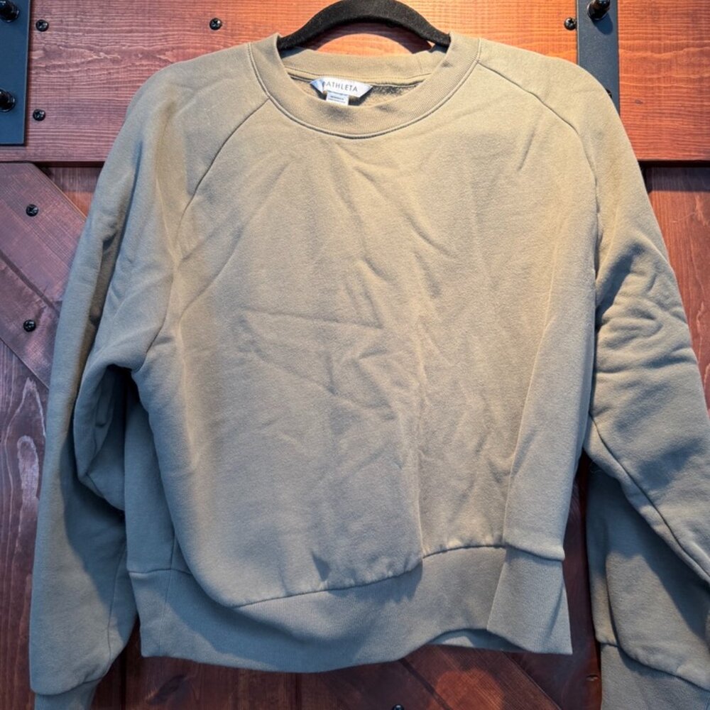 Athleta Forever Fleece Relaxed Crew Sweatshirt, Green L